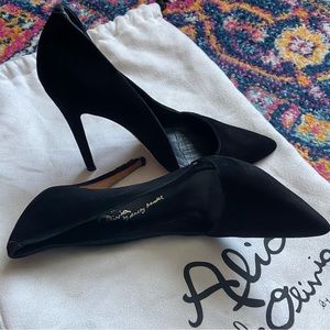 Alice + Olivia black suede Dina pumps